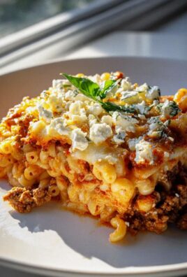 Griechischer Nudelauflauf mit Feta & saftigem Hackfleisch