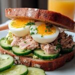 Thunfisch Sandwich mit Ei und Gurke